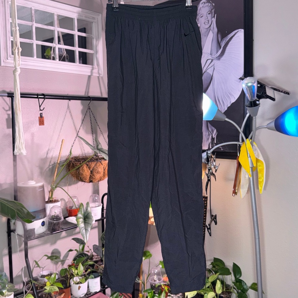 Nike Track Pants Mens Small Black Excellent Vintage Nylon Windbreaker Joggers